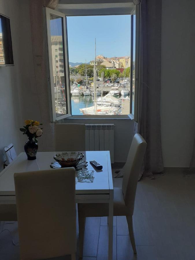 Apartament Casa Del Porto Savona Zewnętrze zdjęcie